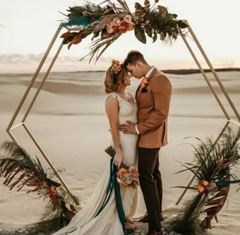 Bryllup strygejern rekvisitter geometriske dobbelt pole seks-sidet arch hylde baggrund dekoration græsplæne bryllup arrangement