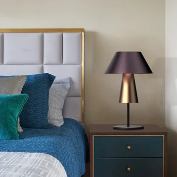 Den moderne eksempel værelses sengelampe Norden kontraherede design stue lilla klud dække dekoration lampe