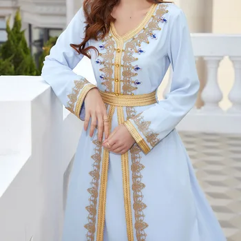 Muslimske Mode Kjole til Kvinder i Abaya Dubai, Tyrkiet, Islam og arabisk Lys Blå Bånd langærmet Falske To-delt Lang Kjole