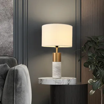 Nordisk Luksus Mode bordlampe Personlighed Kreative sengelampe Audio Post-moderne Dekorative Lille bordlampe