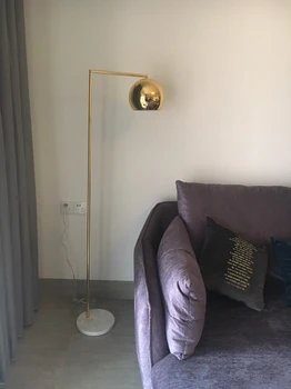 Nordisk Personlighed Enkel Guld standerlampe Marmor Base Stående Lamper Og Lanterner til væg lamper til stuen