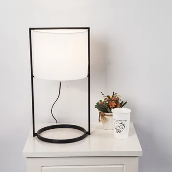 Nordisk stofbetræk lampe post-moderne stue soveværelse sengelampe personlighed model værelses hotel engineering lampe