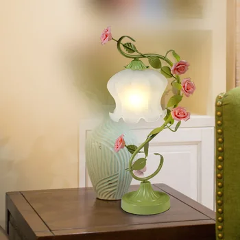 Pastoral bordlampe soveværelse sengelampe, varm og romantisk prinsesse blomst bordlampe