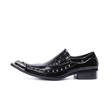 Sapato masculino plus størrelse herre kjole sko sort patent læder oxford sko til mænd i stål tå spiked loafers nitter